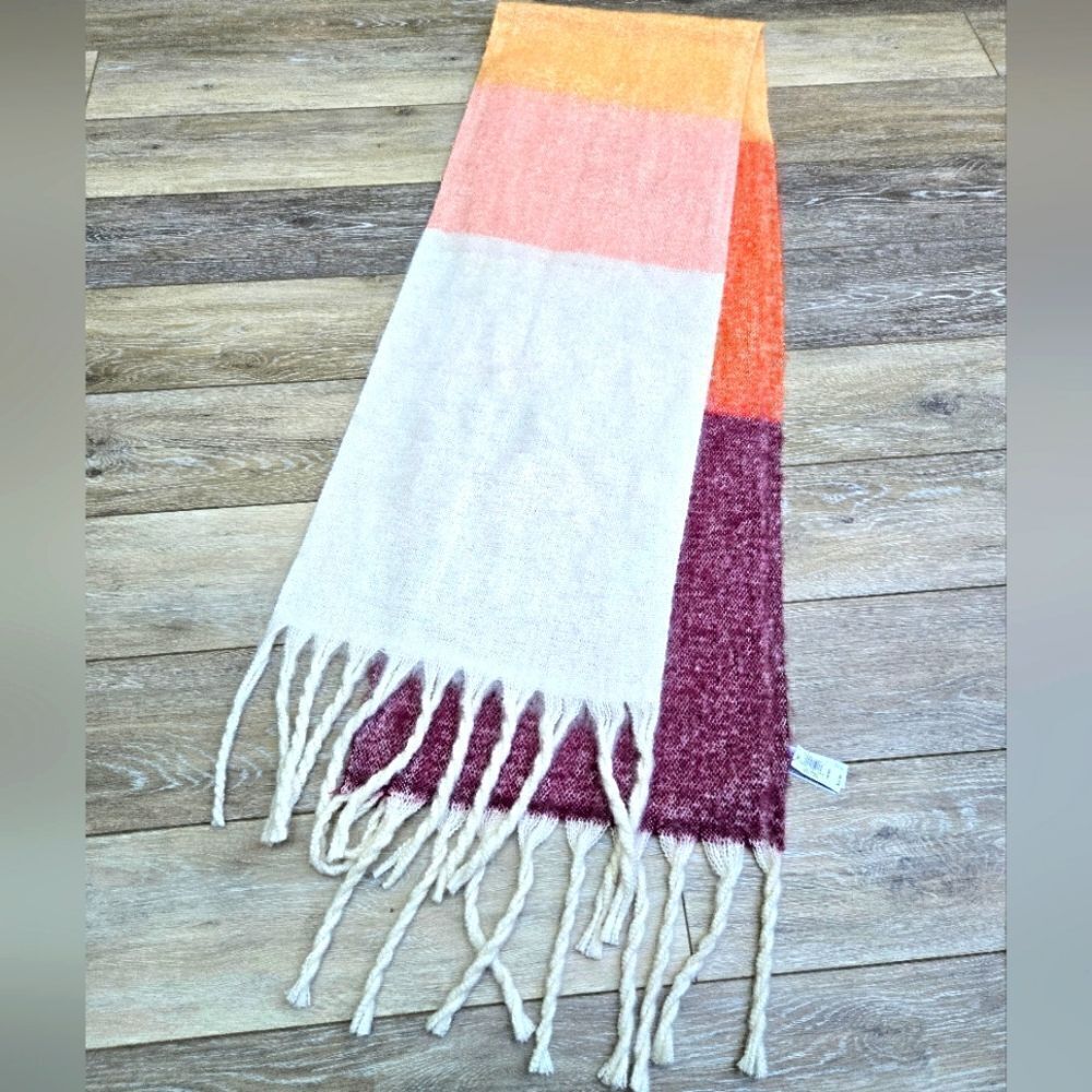 Fall Scarf super soft and cozy New with tags nwt Old Navy